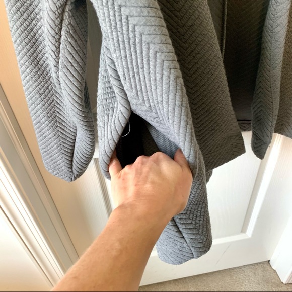 FABLETICS Vanessa Quilted Chevron Shawl Collar Open Cardigan—SZ. XS - Picture 16 of 16